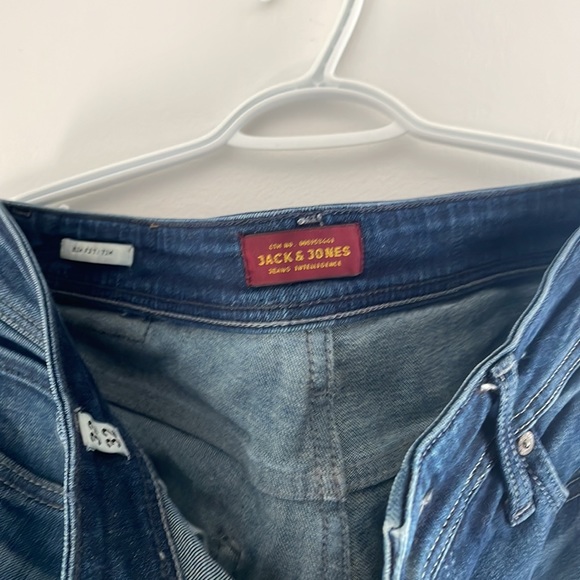 Blue Jack and jones jeans - Picture 2 of 3